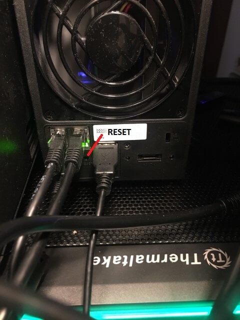 reset button synology