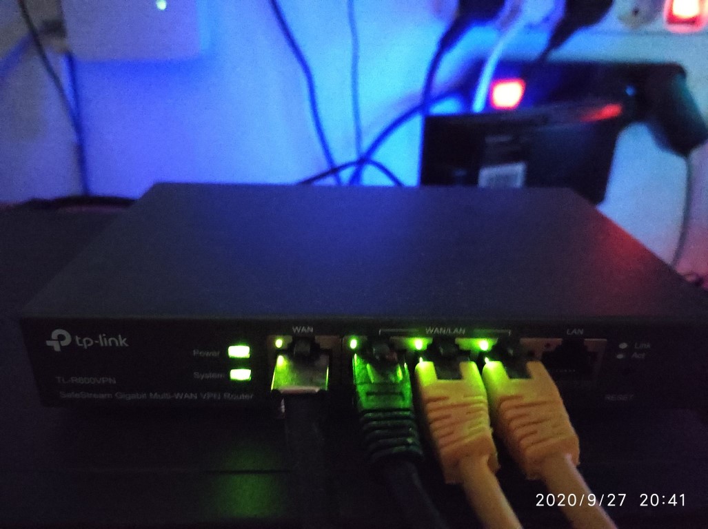 TL-R600VPN SafeStream Gigabit Multi-WAN Desktop VPN Router