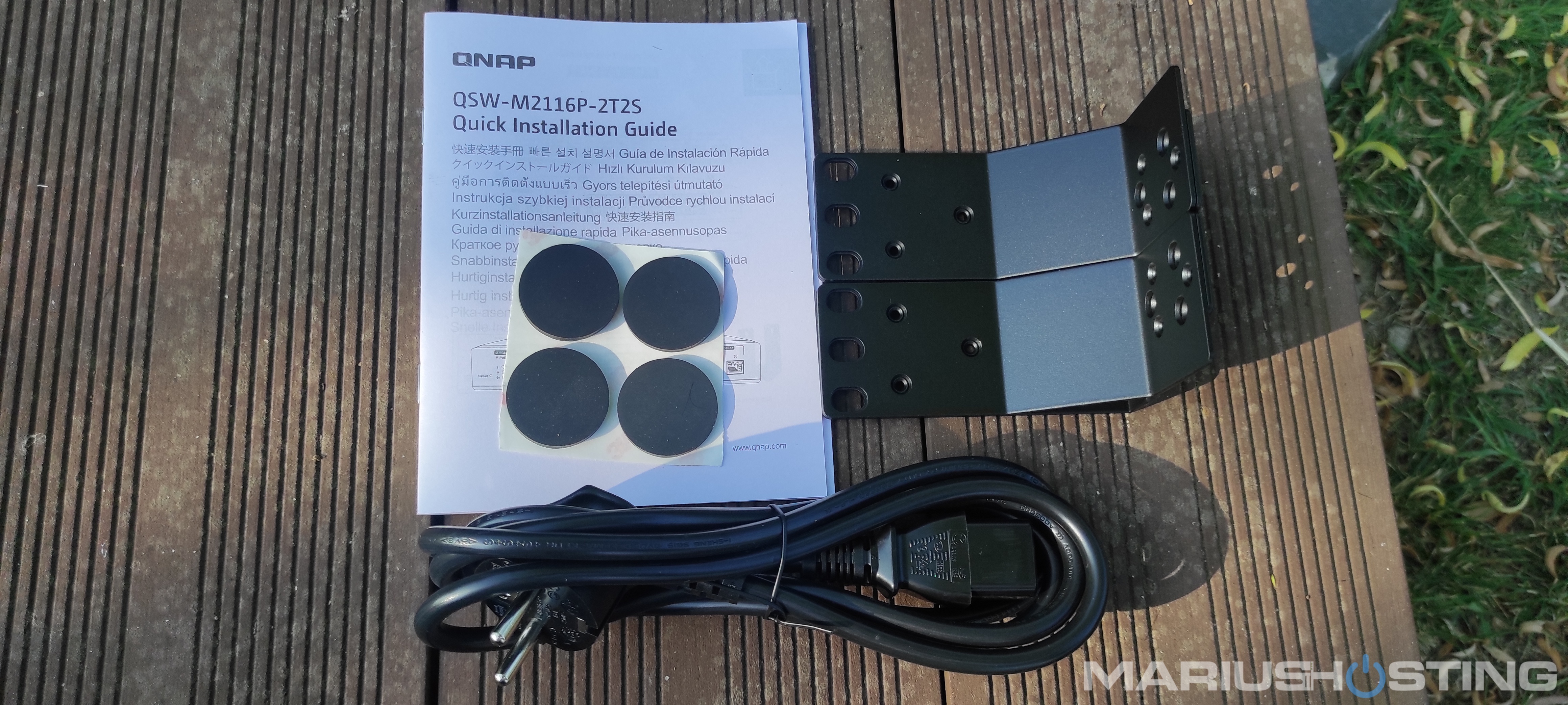 QNAP QSW-M2116P-2T2S Managed Switch 11