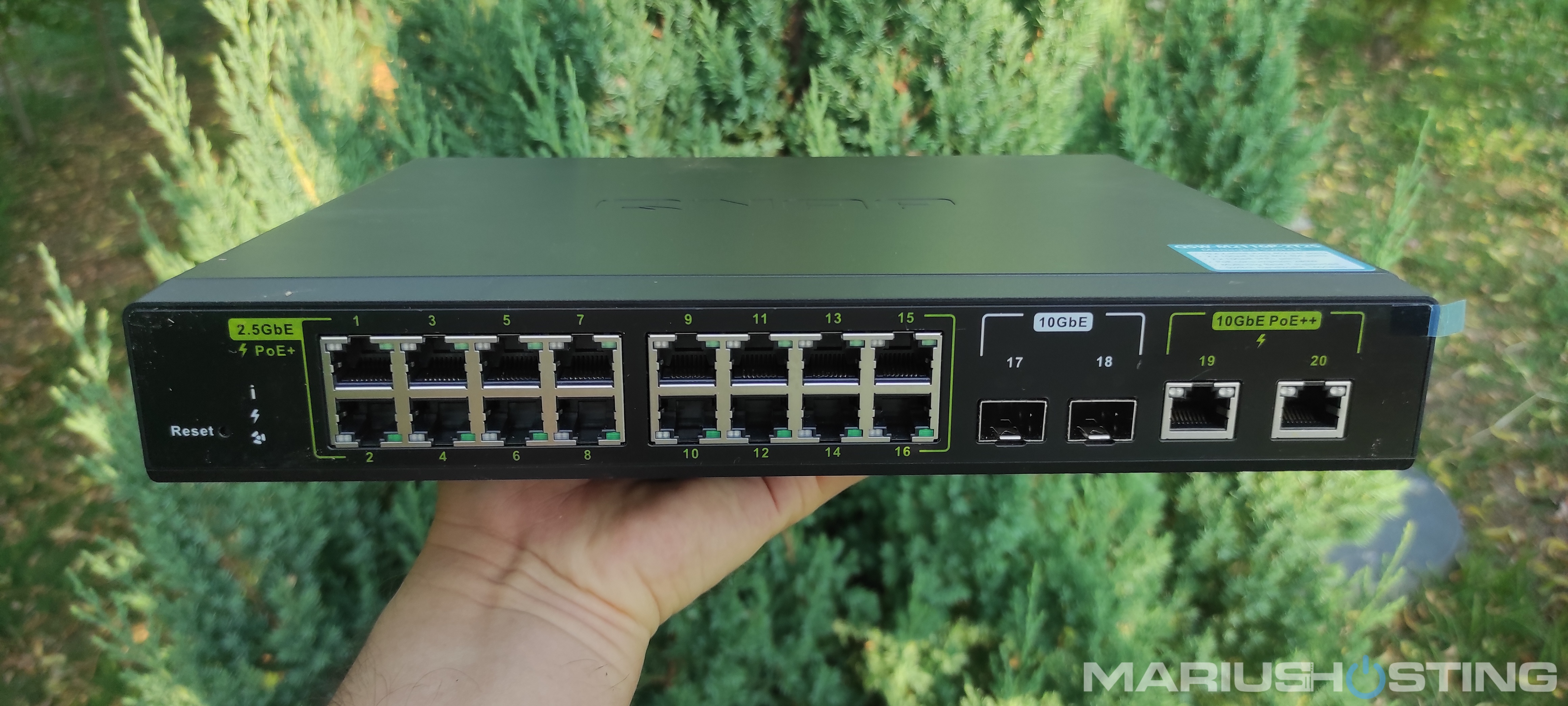 QNAP QSW-M2116P-2T2S Managed Switch 2