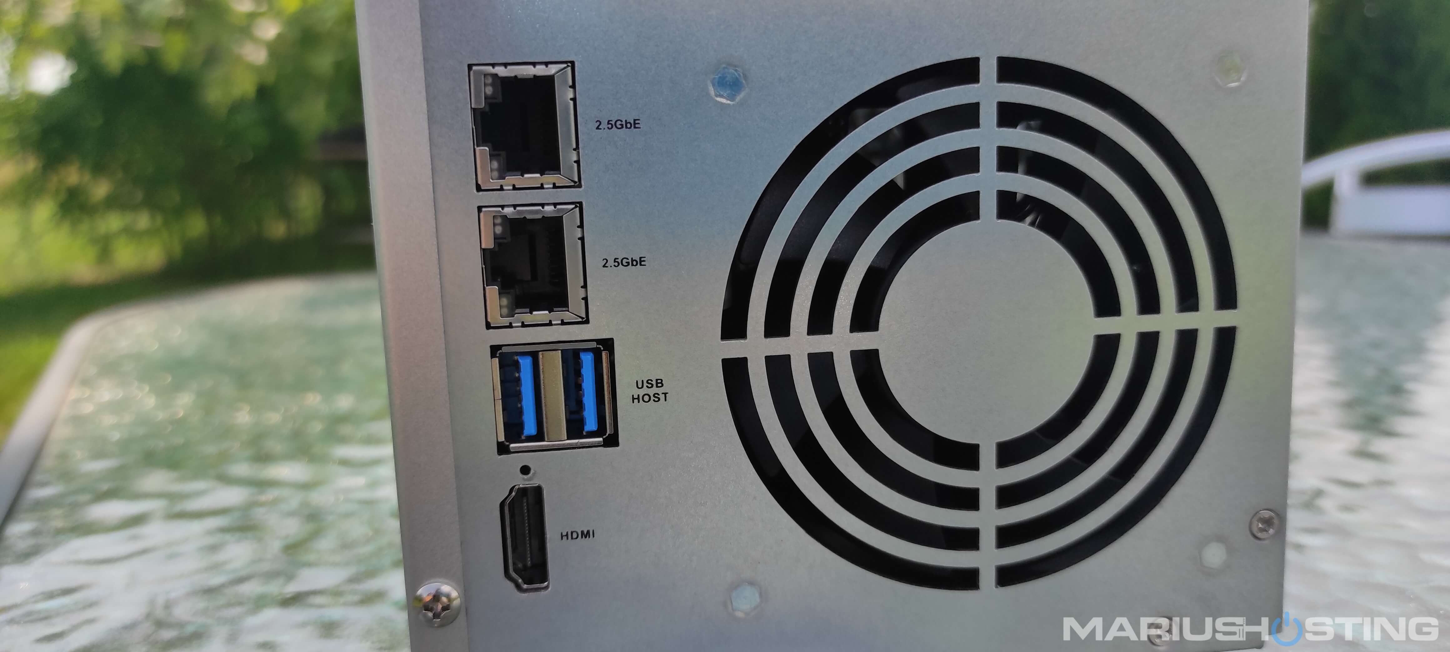 TerraMaster T6-423 NAS Review 8