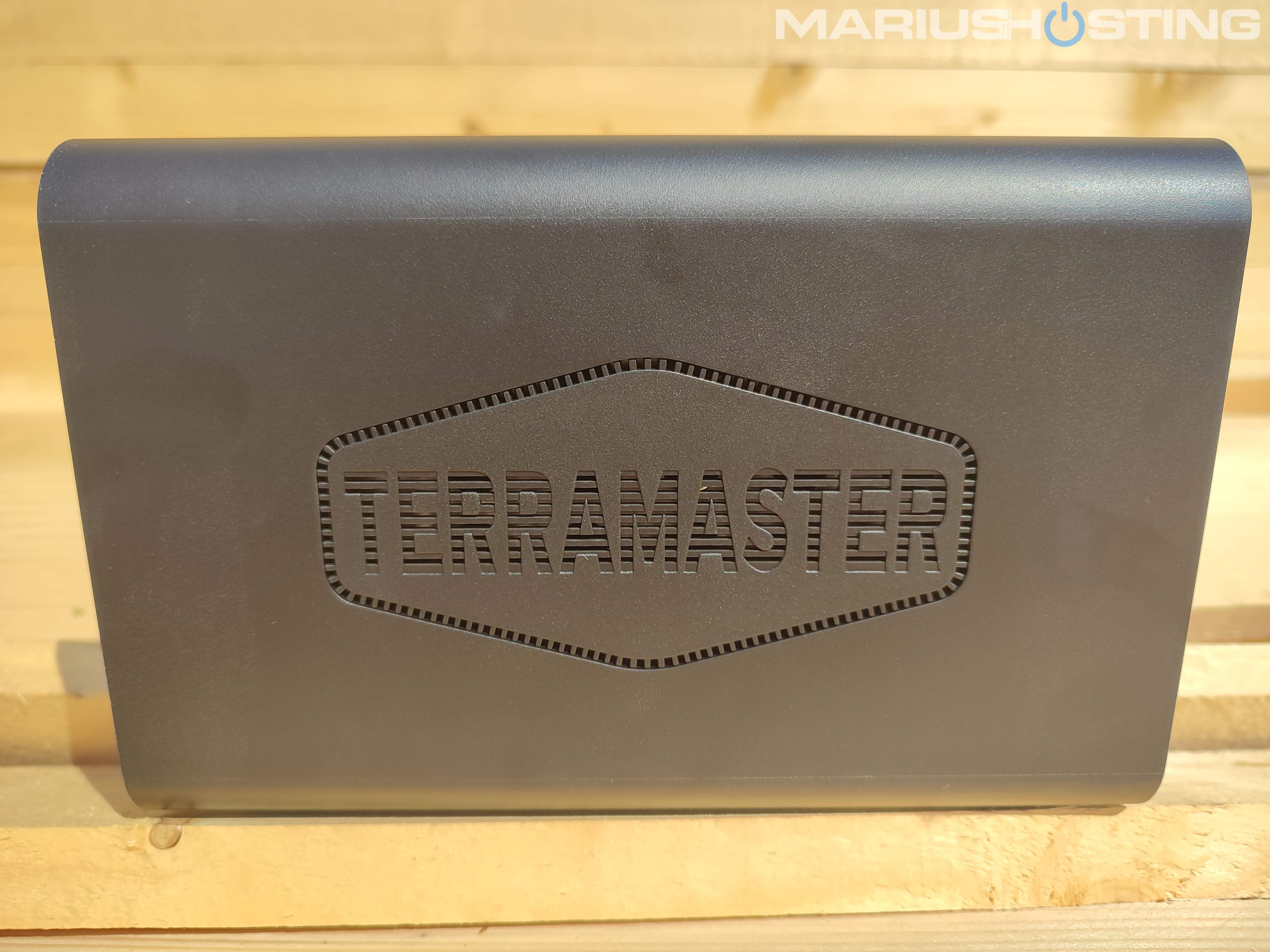 8 TerraMaster F2-212