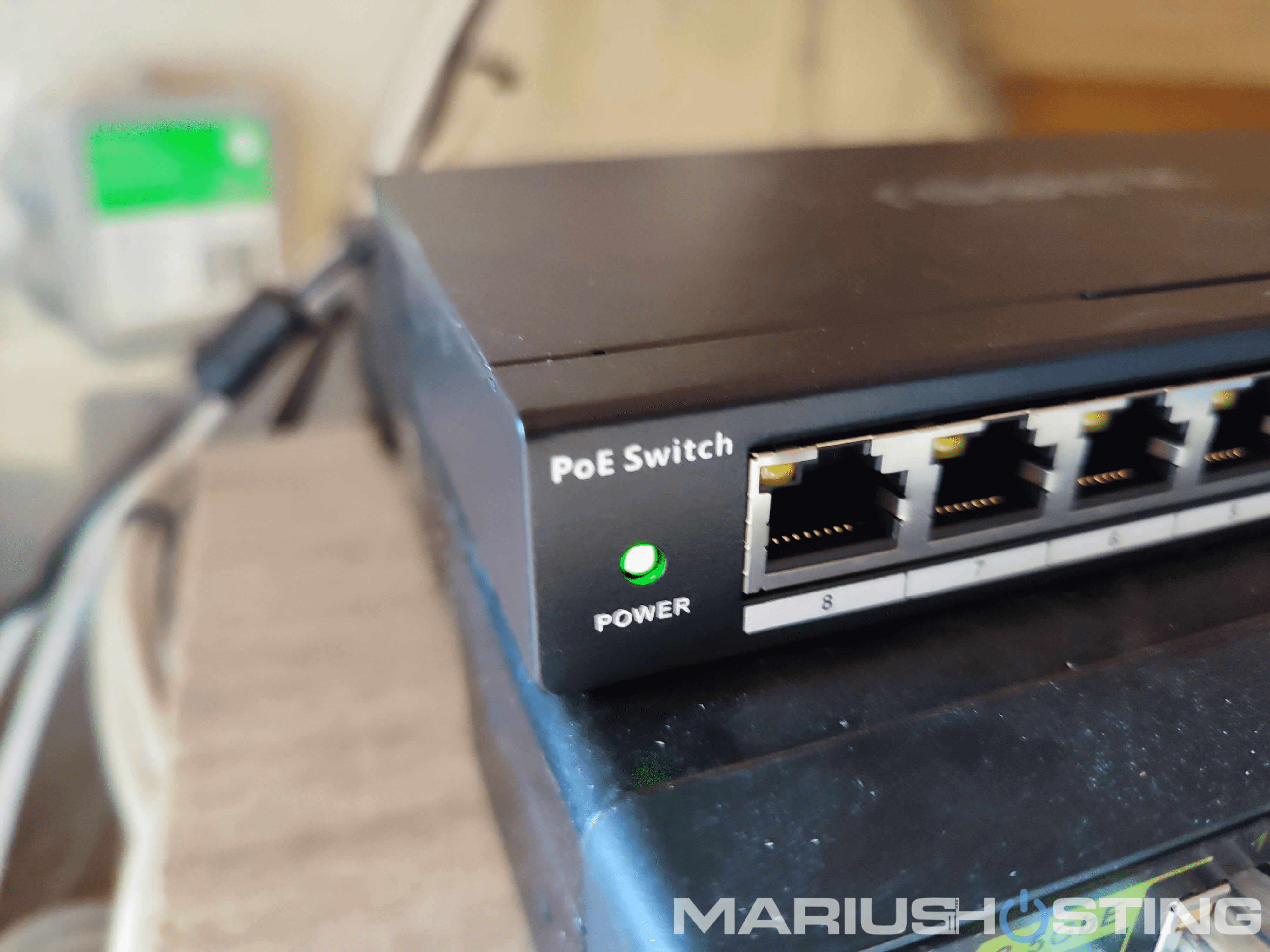 9 Reolink RLA-PS1 PoE Switch Review