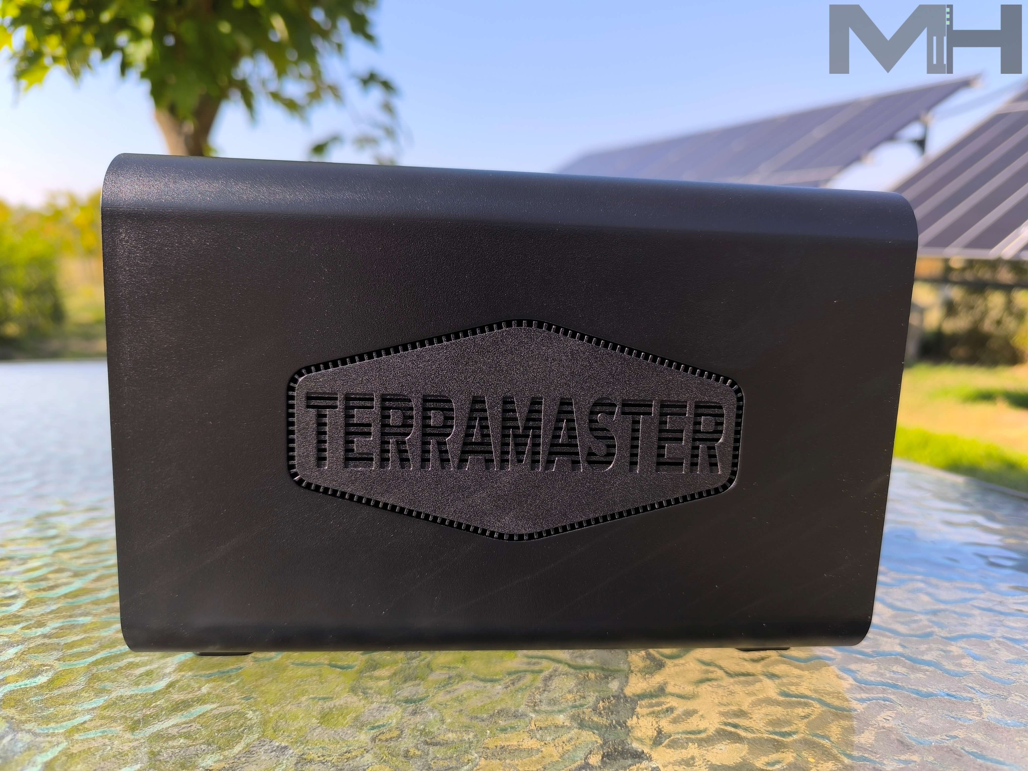 TerraMaster F4-424 Max Review 6