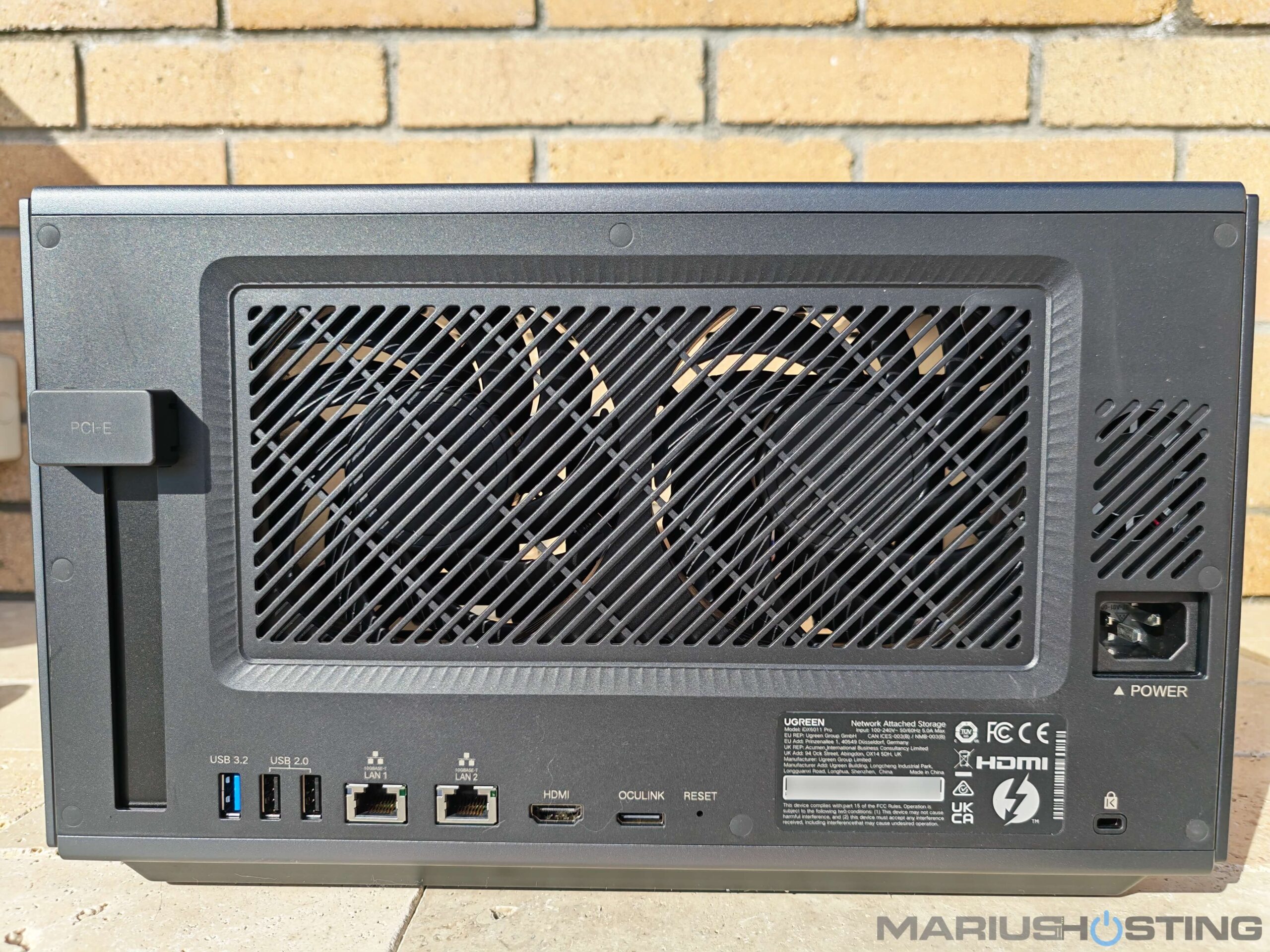 UGREEN AI NAS iDX6011 Pro Review 15