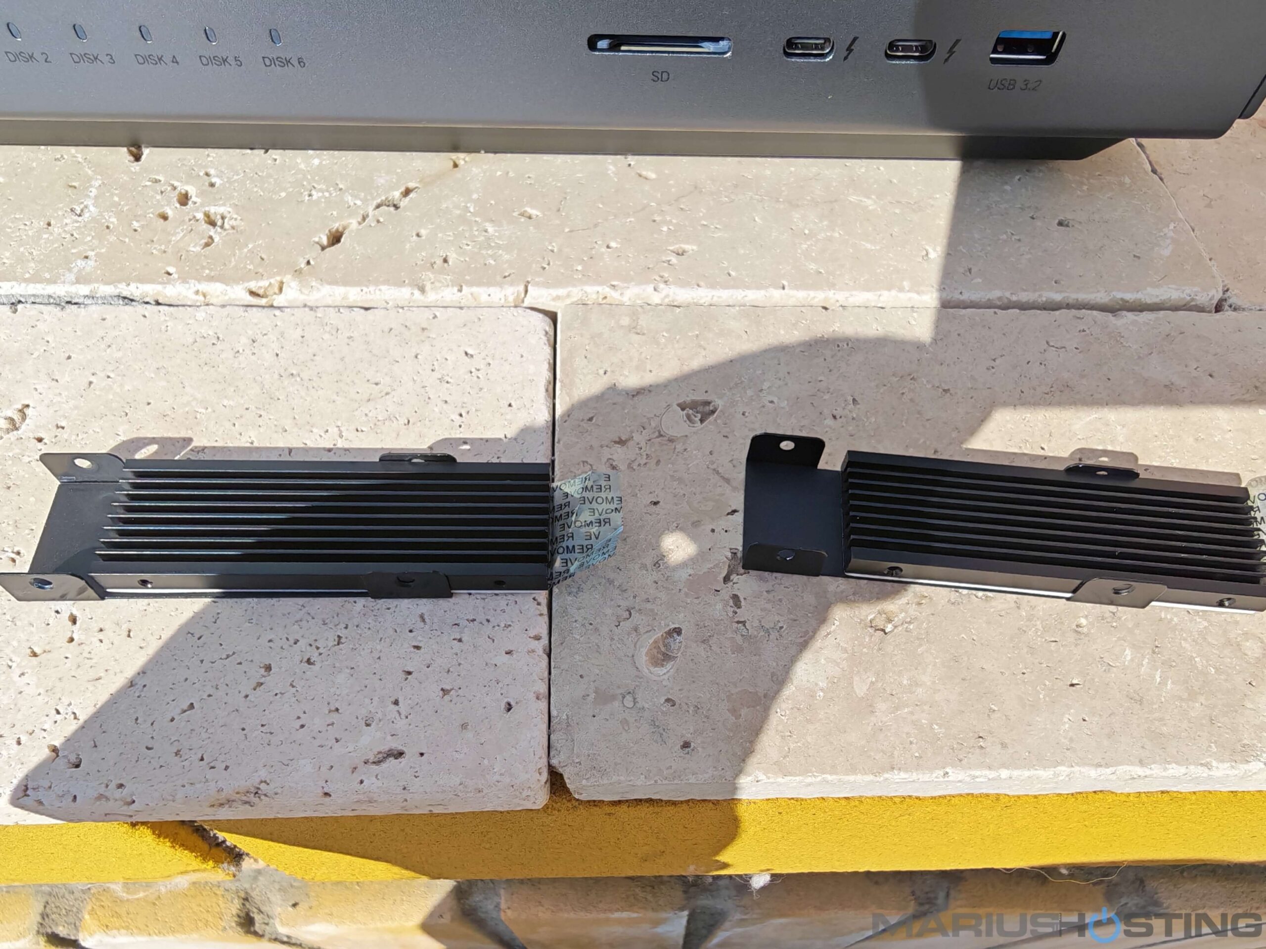 UGREEN AI NAS iDX6011 Pro Review 22