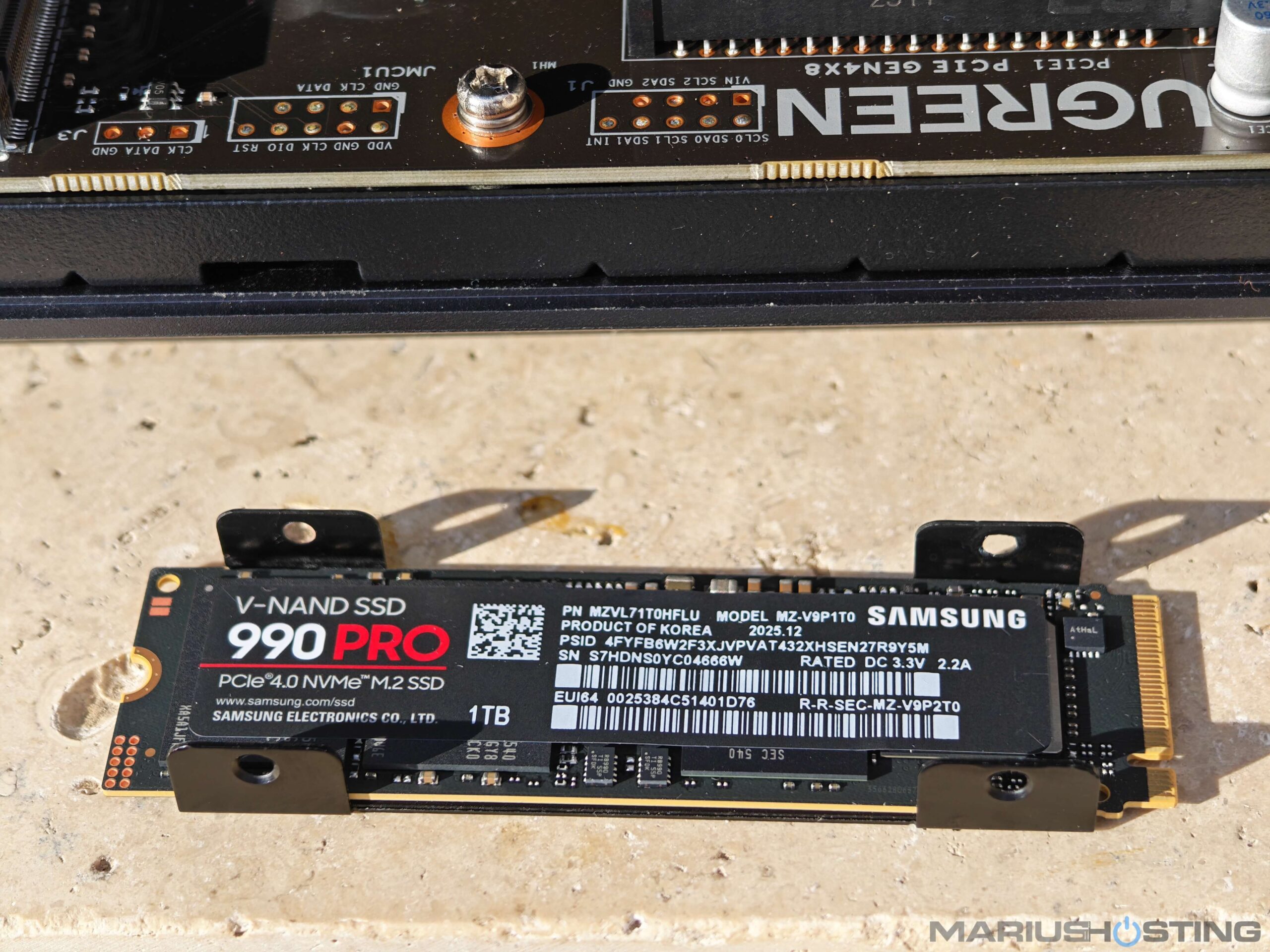 UGREEN AI NAS iDX6011 Pro Review 25