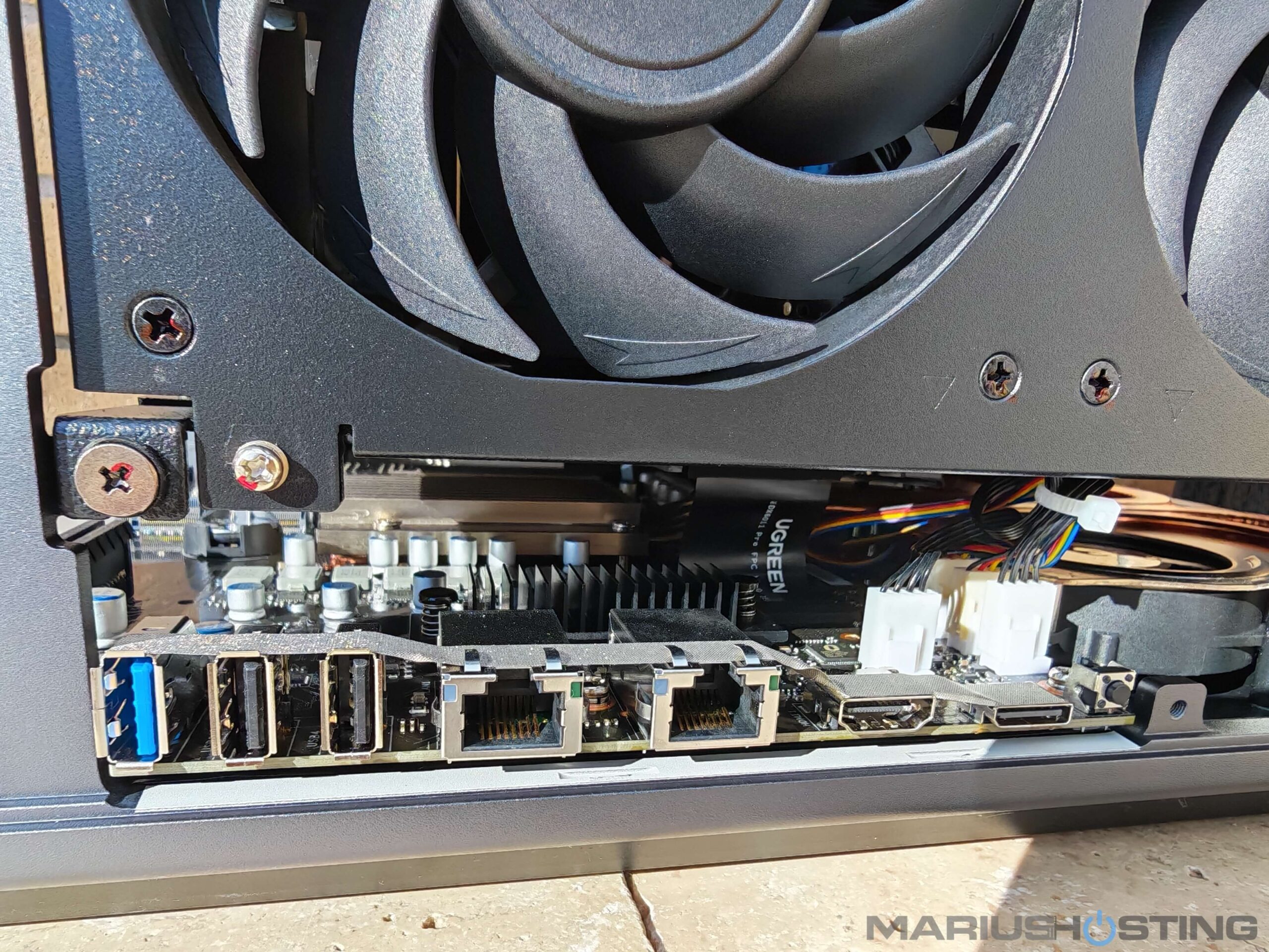 UGREEN AI NAS iDX6011 Pro Review 39